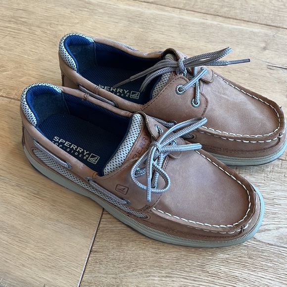 Sperrys - Picture 2 of 6